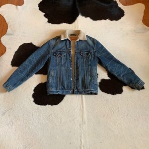 Vintage Levi’s Sherpa Trucker Jacket